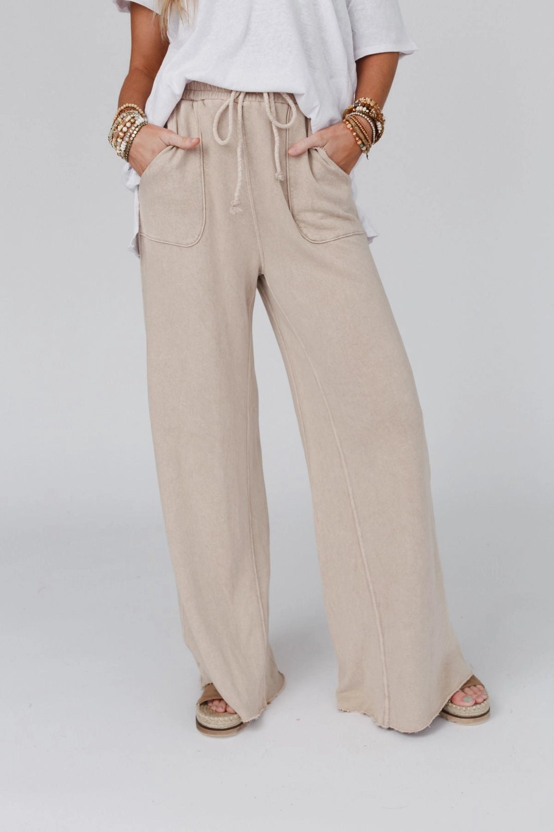 Relaxing Wide Leg Pant
